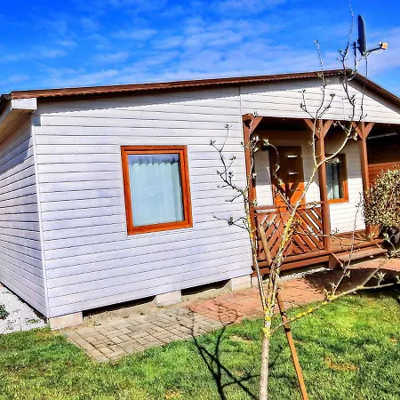 Nyaraló Cozy 600m From The In Kołczewo